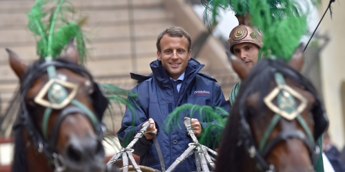 Macron à l'Oeuvre.jpg